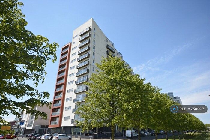 2 Bedroom Flat To Rent In Glasgow Harbour Terraces, Glasgow, G11