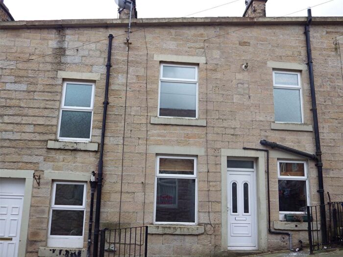 2 Bedroom Terraced House To Rent In Holmes Lane, Bacup, Lancashire, OL13