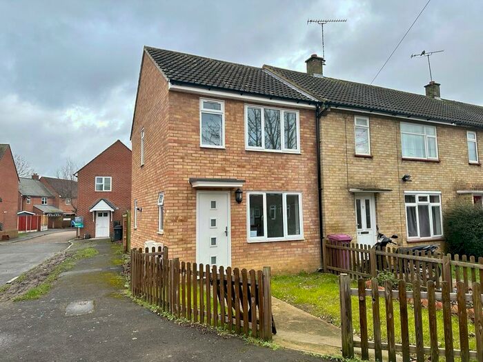 2 Bedroom End Of Terrace House To Rent In Fox Hatch, Kelvedon Hatch, Brentwood, CM15