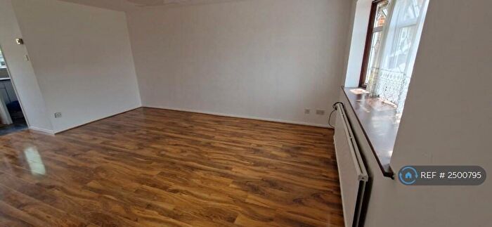3 Bedroom Terraced House To Rent In Knights Manor Way, Dartford, DA1