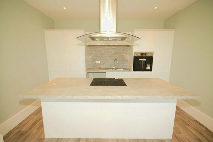 2 Bedroom Flat To Rent In Milton High Street, Sittingbourne, ME10