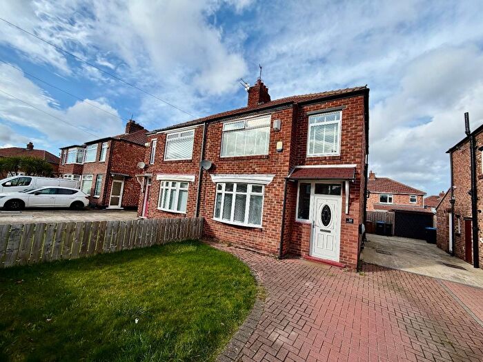 3 Bedroom Semi Detached House For Sale In Coniston Grove, Middlesbrough, TS5