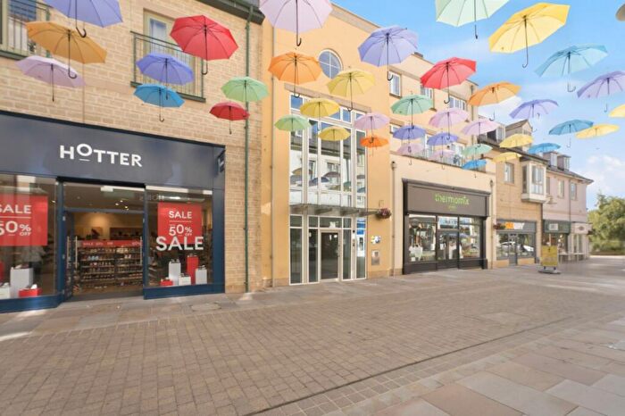 1 Bedroom Flat For Sale In Marriotts Walk, Witney, OX28