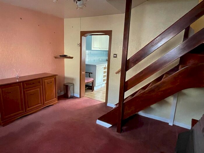 2 Bedroom Cottage For Sale In Cottage Row, High Street, Burnham-On-Sea, TA8