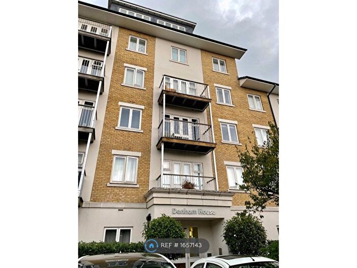 1 Bedroom Flat To Rent In Denham House, West Drayton, UB7