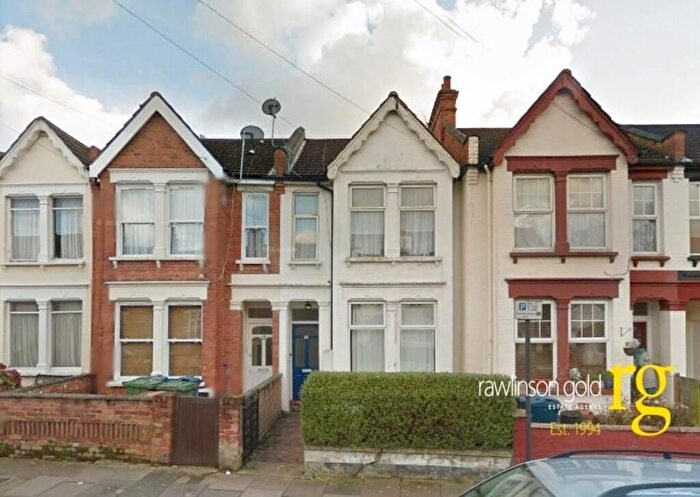 2 Bedroom Flat To Rent In Graham Road, Wealdstone, HA3