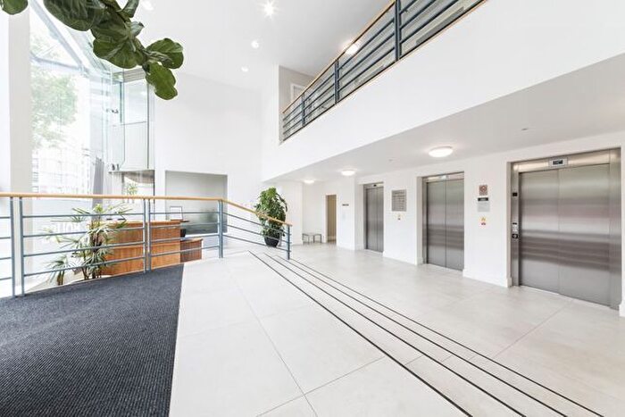 1 Bedroom Flat To Rent In Tryon Apartments, Balfour Road, Hounslow, London, TW3