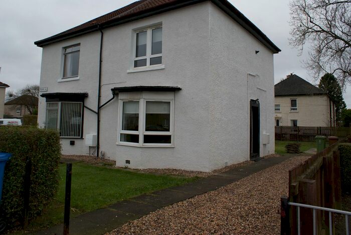 2 Bedroom Semi-Detached House To Rent In Polnoon Avenue, Glasgow G13