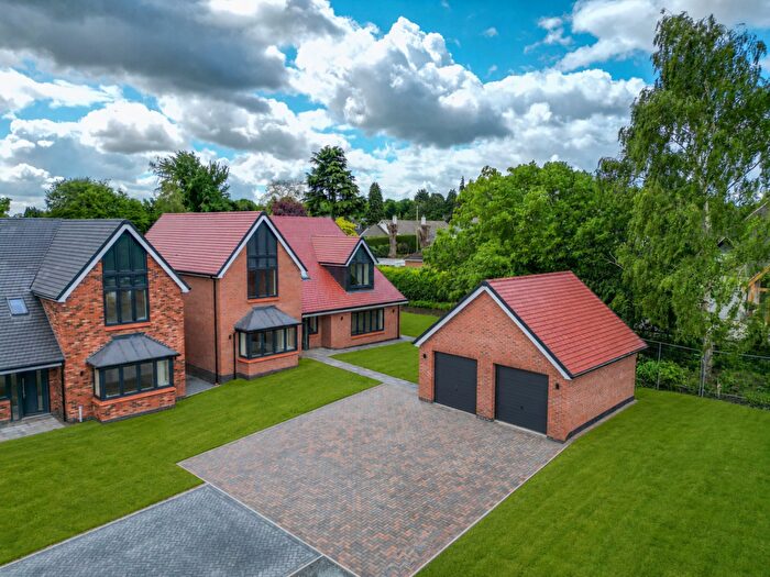 5 Bedroom Detached House For Sale In The Dell, Burbage, LE10