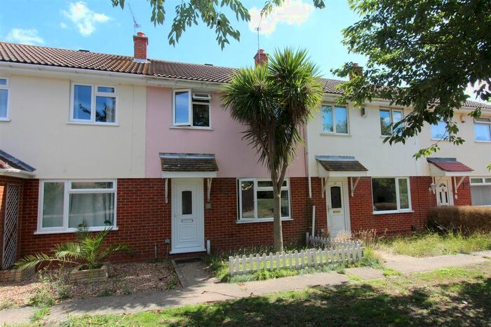 3 Bedroom Terraced House To Rent In Britannia Close, Sittingbourne, ME10