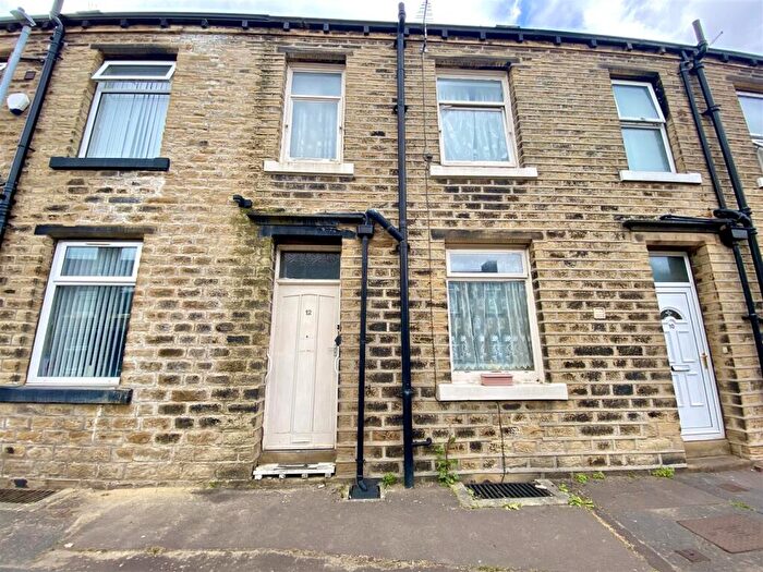2 Bedroom Terraced House For Sale In South Street, Paddock, Huddersfield, HD1