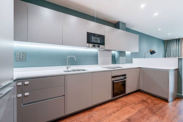 4 Bedroom Terraced House To Rent In Calvert Road, Greenwich, London, SE10