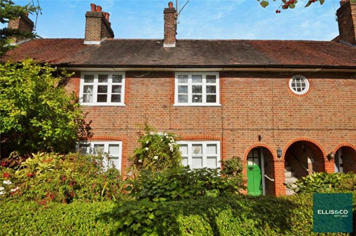 1 Bedroom Apartment To Rent In Addison Way, Golders Green, NW11