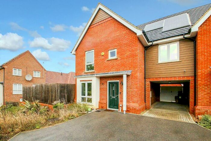 4 Bedroom Link Detached House To Rent In Poulter Croft, Middleton, MK10