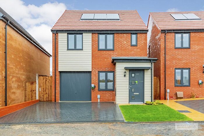 3 Bedroom Property To Rent In Mostyn Street, Wellingborough, NN8