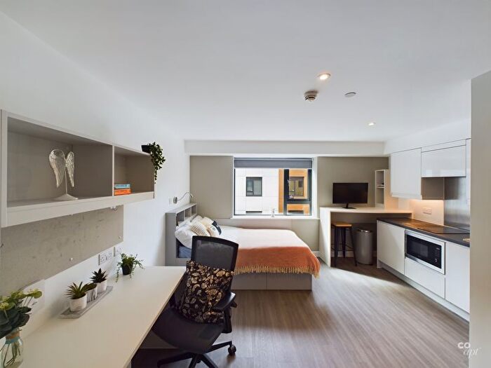 1 Bedroom Flat To Rent In Hollingdean Road, Brighton, BN2