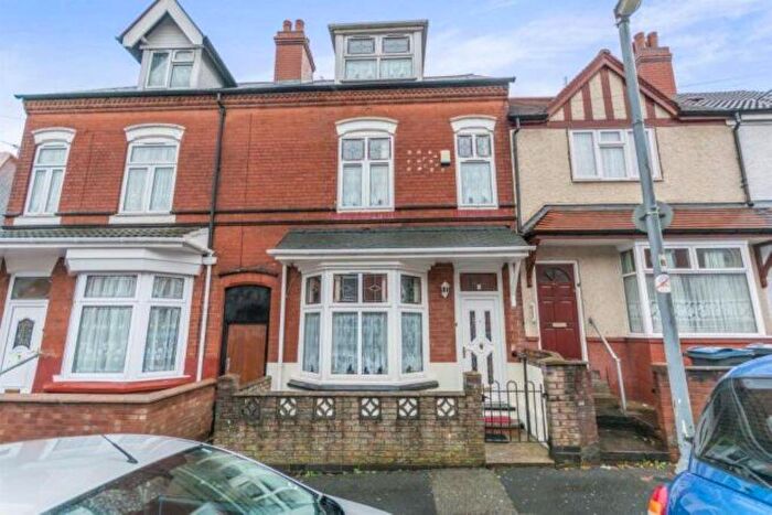 5 Bedroom Terraced House For Sale In Clarence Road, Sparkhill, Birmingham, B11