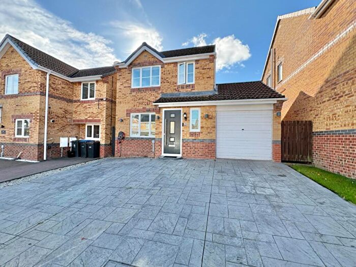 3 Bedroom Detached House For Sale In Dickens Way, Crook, DL15
