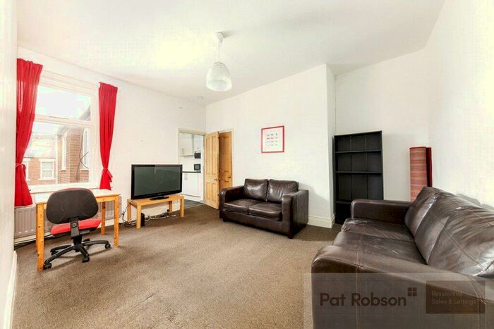 2 Bedroom Apartment To Rent In Mowbray Street, Heaton, Newcastle Upon Tyne, NE6