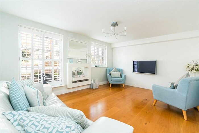 5 Bedroom Terraced House To Rent In Plough Way, London, SE16