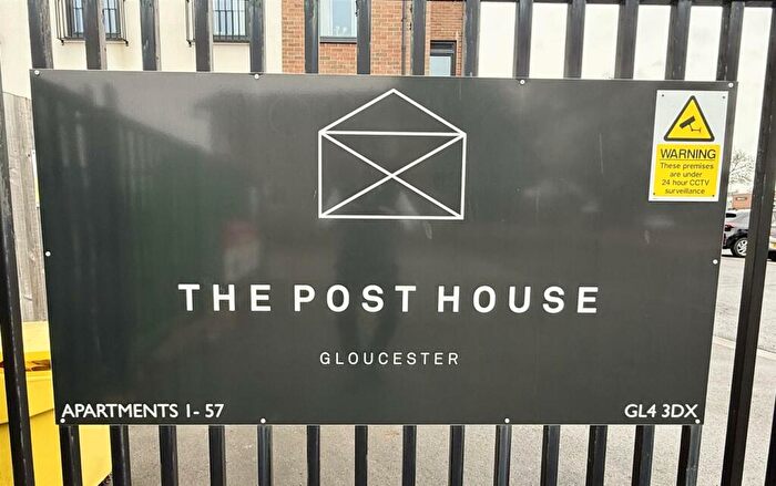1 Bedroom Apartment For Sale In Barnwood, Gloucester, GL4