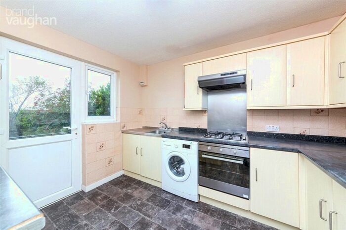 4 Bedroom Detached House To Rent In Lynchet Close, Brighton, BN1