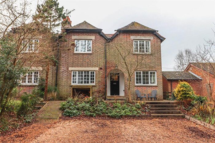 4 Bedroom Semi-Detached House For Sale In Kings Somborne, Stockbridge, Hampshire, SO20