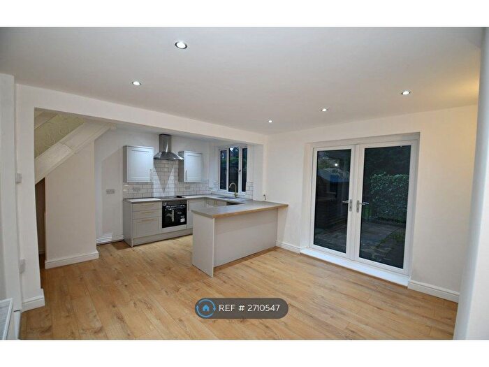 3 Bedroom Terraced House To Rent In Windle Hall Drive, St Helens, WA10
