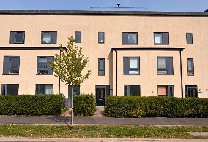 4 Bedroom Town House To Rent In William House, De Normanville Avenue, Leamington Spa, CV31