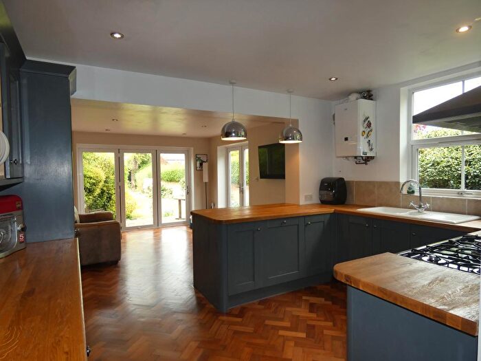 5 Bedroom Terraced House For Sale In Park Avenue, Hull, HU5