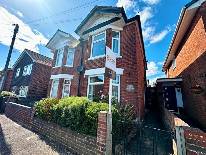 3 Bedroom Semi-Detached House To Rent In Wolseley Road, Southampton, Hampshire, SO15