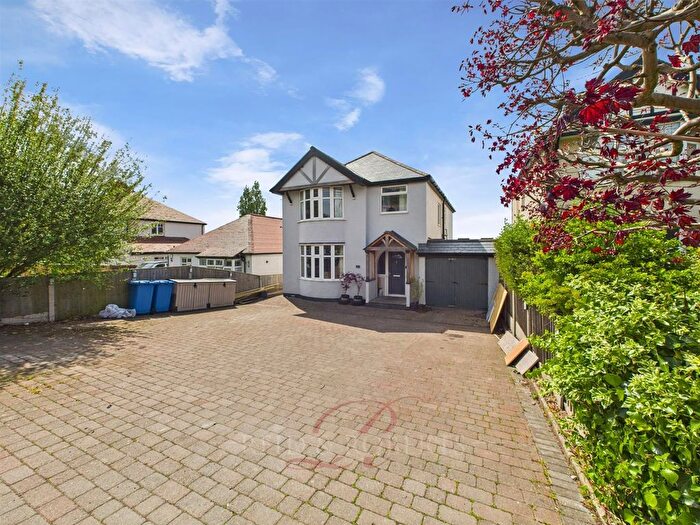 5 Bedroom Detached House For Sale In Cwm Road, Dyserth, Rhyl, LL18