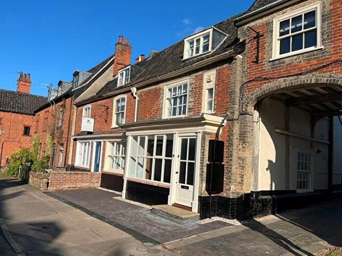 3 Bedroom Terraced House To Rent In Old Market Place, Harleston, IP20