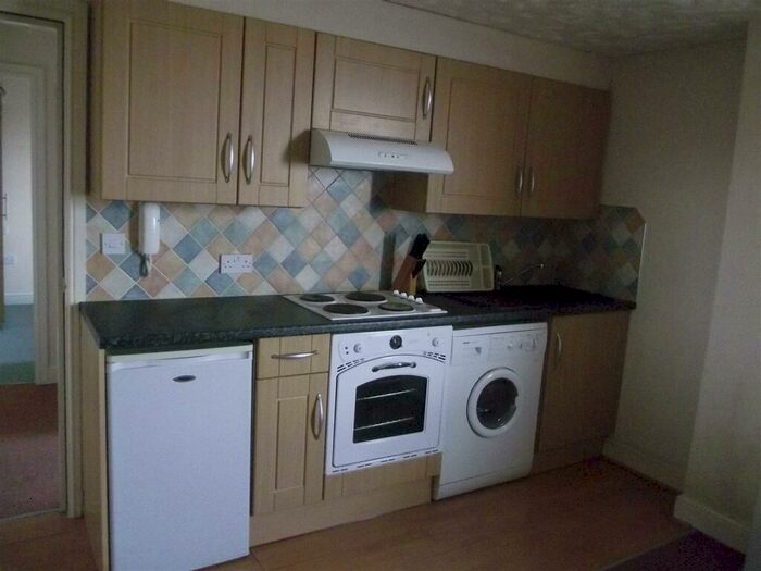1 Bedroom Apartment To Rent In New Alexandra Court, Woodborough Road, NG3