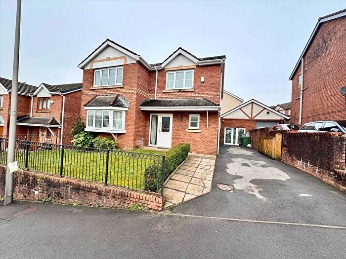 4 Bedroom Detached House For Sale In The Meadows, Porth, CF39