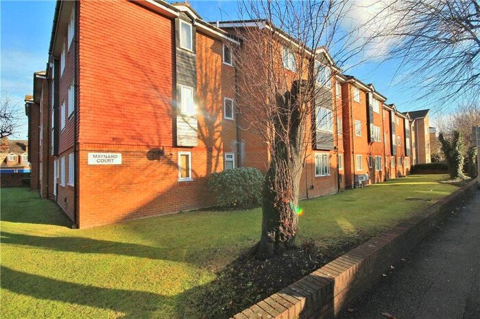 1 Bedroom Flat To Rent In Maynard Court, Rosefield Road, Staines-Upon-Thames, Surrey, TW18