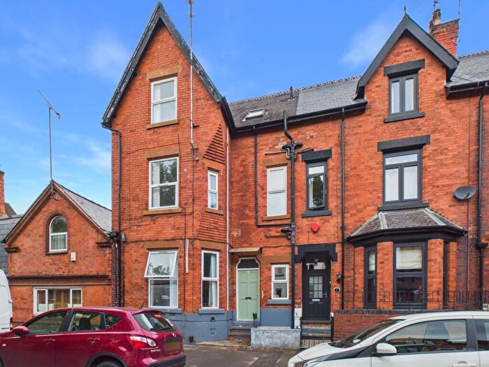 6 Bedroom Terraced House For Sale In Hope Drive, The Park, Nottingham, NG7
