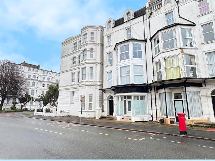 2 Bedroom Flat For Sale In Compton Street, Eastbourne, BN21