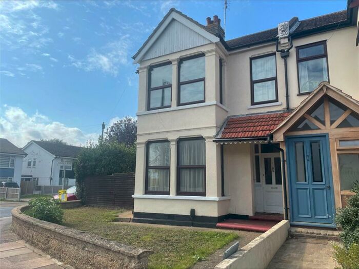 2 Bedroom Apartment To Rent In Ness Road, Shoeburyness, Southend-On-Sea, Essex, SS3