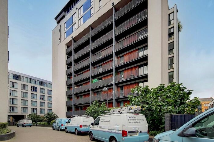 2 Bedroom Flat To Rent In City Walk, London Bridge, London, SE1