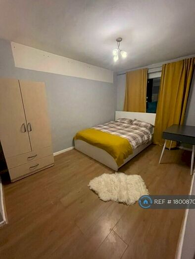 4 Bedroom Maisonette To Rent In Pollard Street, Bethnal Green, E2