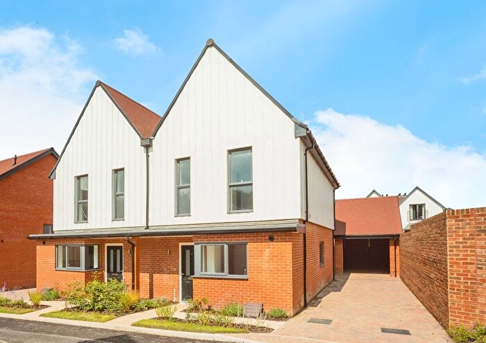 3 Bedroom Semi Detached House For Sale In Chilmington Rise, Great Chart, Ashford, TN23