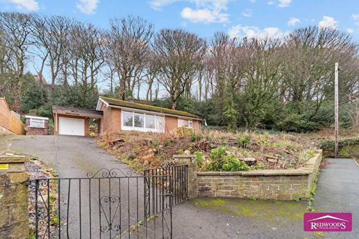 2 Bedroom Detached Bungalow For Sale In Brian Royd Lane, Greetland, Halifax, HX4