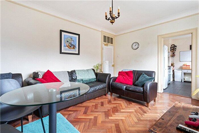 4 Bedroom Apartment To Rent In Sancroft Street, London, SE11