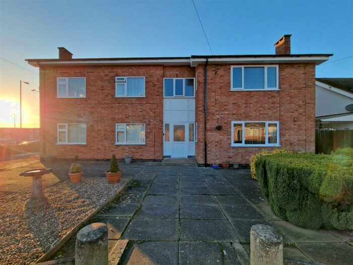 2 Bedroom Apartment To Rent In Brooksby Close, Oadby, Leicester, LE2