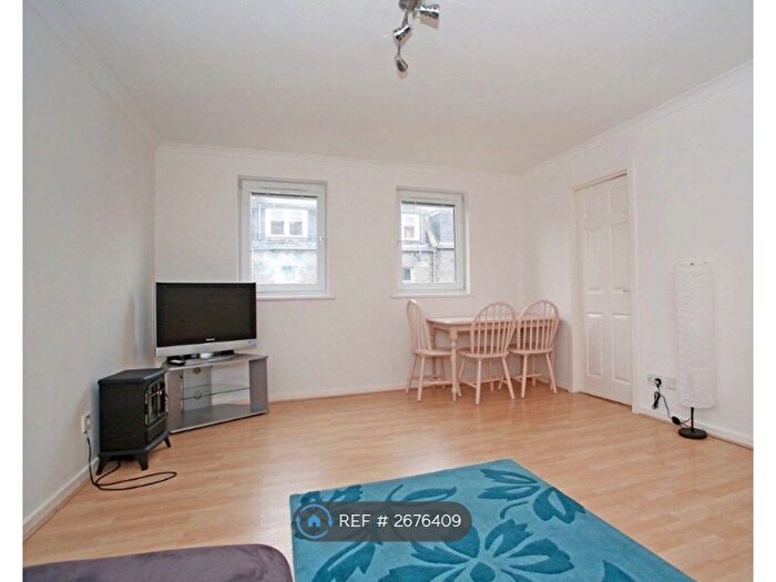 3 Bedroom Flat To Rent In Aberdeen, Aberdeen, AB24