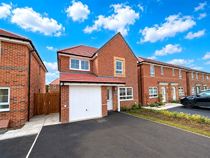 3 Bedroom Detached House For Sale In Len Pick Way, Bourne, Lincolnshire, PE10