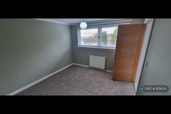 4 Bedroom Semi-Detached House To Rent In Westmuir Road, West Calder, EH55