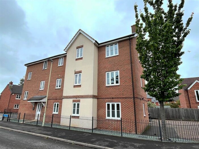 2 Bedroom Flat To Rent In Mount Pleasant Kingsway, Quedgeley, Gloucester, GL2