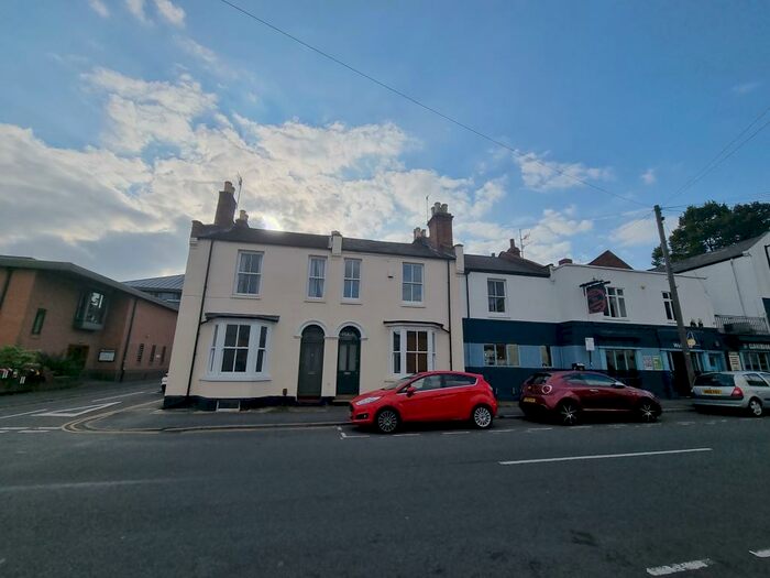 6 Bedroom Terraced House To Rent In Oxford Street, Leamington Spa, CV32